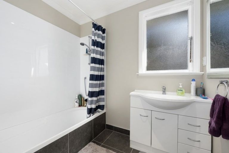 Photo of property in 123a Thackeray Street, Trentham, Upper Hutt, 5018