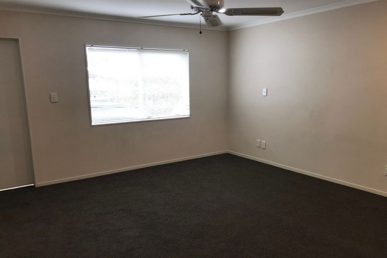 Photo of property in 1/58 Rodney Street, Howick, Auckland, 2014