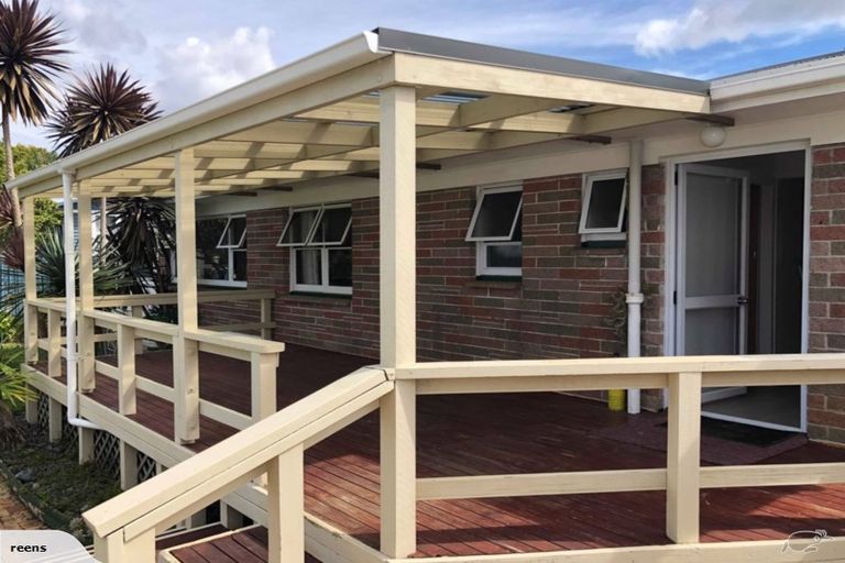 Photo of property in 28 Otuhiwai Crescent, Tikipunga, Whangarei, 0112