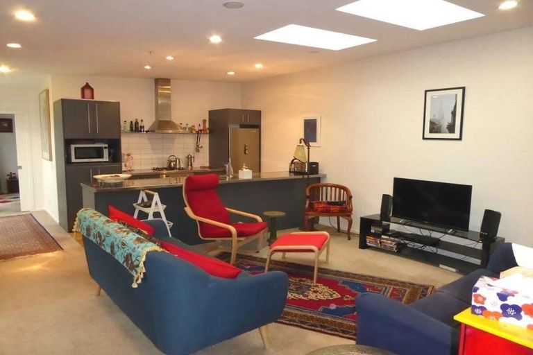 Photo of property in Sol Apartments, 28/37 Jessie Street, Te Aro, Wellington, 6011