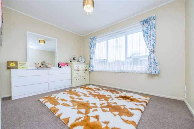 Photo of property in 82 Blankney Street, Hornby, Christchurch, 8042