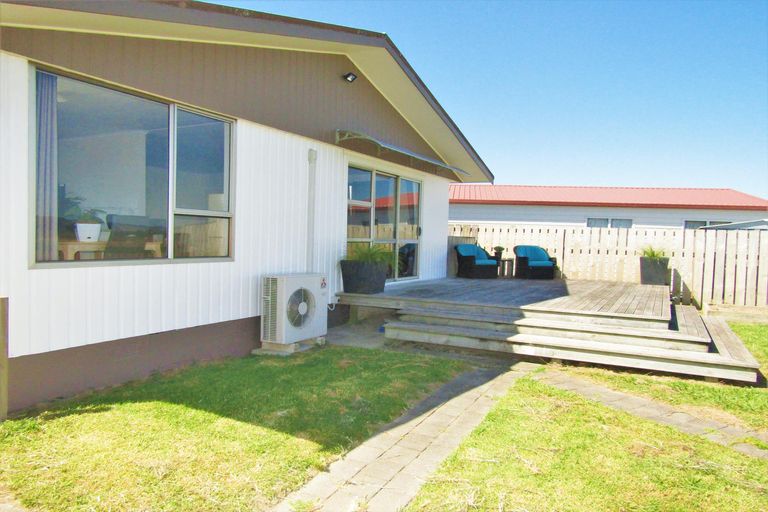 Photo of property in 55 Puriri Crescent, Edgecumbe, 3120
