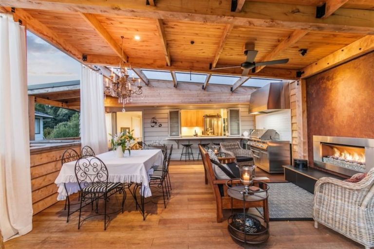 Photo of property in 118 Roseberry Avenue, Birkenhead, Auckland, 0626