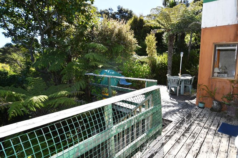 Photo of property in 492 Leigh Road, Whangateau, Warkworth, 0985