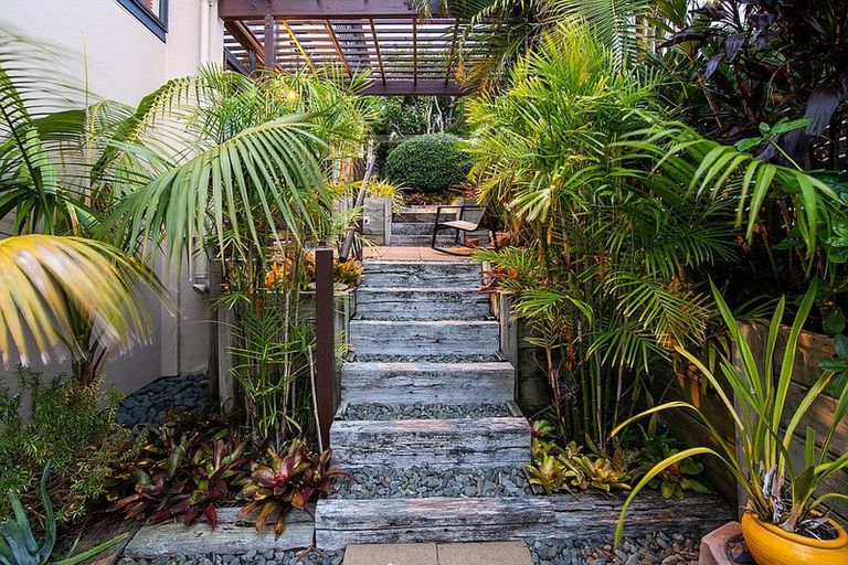 Photo of property in 115a Kowhai Road, Mairangi Bay, Auckland, 0630