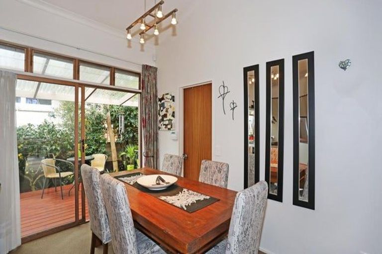 Photo of property in 83 Clark Road, Pahurehure, Papakura, 2113