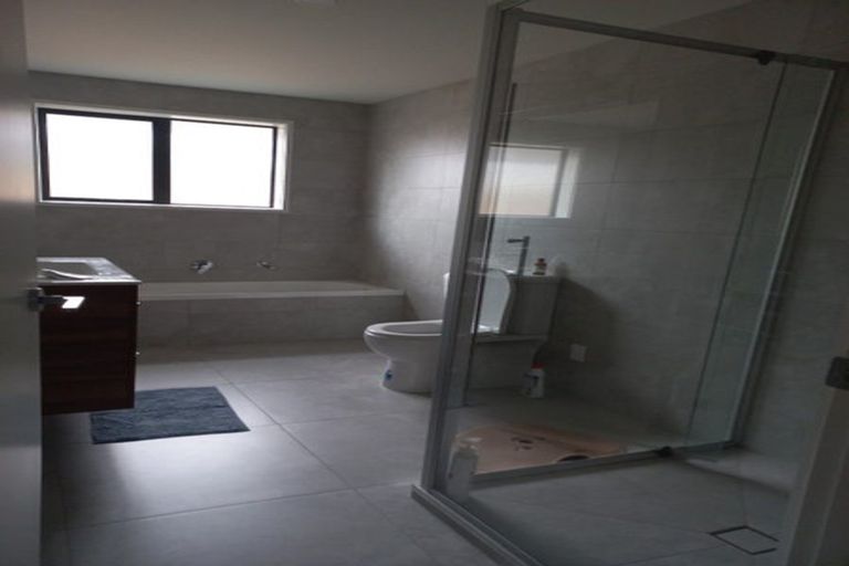 Photo of property in 78 Waituarua Drive, Takanini, Auckland, 2112