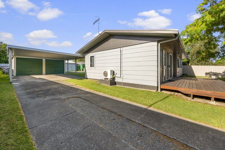 Photo of property in 45 Tait Drive, Greenmeadows, Napier, 4112