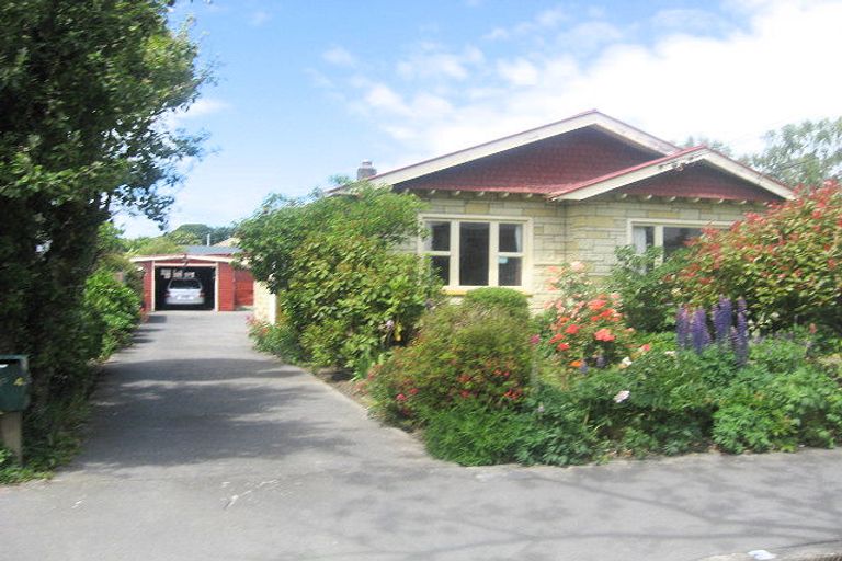 Photo of property in 4 Norwood Street, Beckenham, Christchurch, 8023