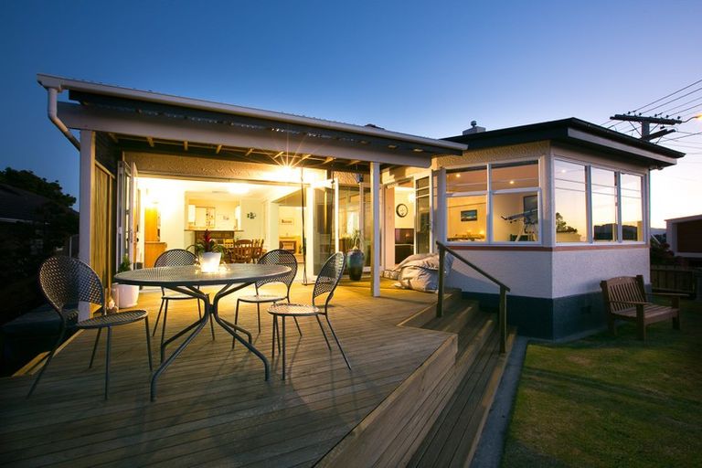 Photo of property in 23 Lismore Street, Strandon, New Plymouth, 4312