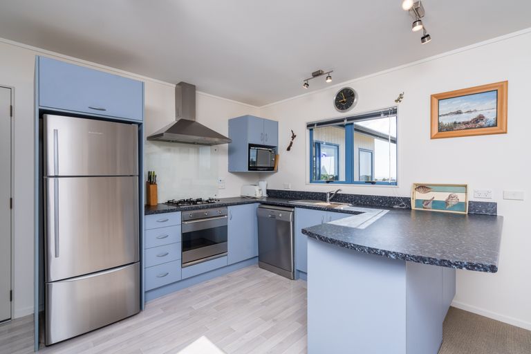 Photo of property in 17 Driftwood Place, Mangawhai Heads, Mangawhai, 0505