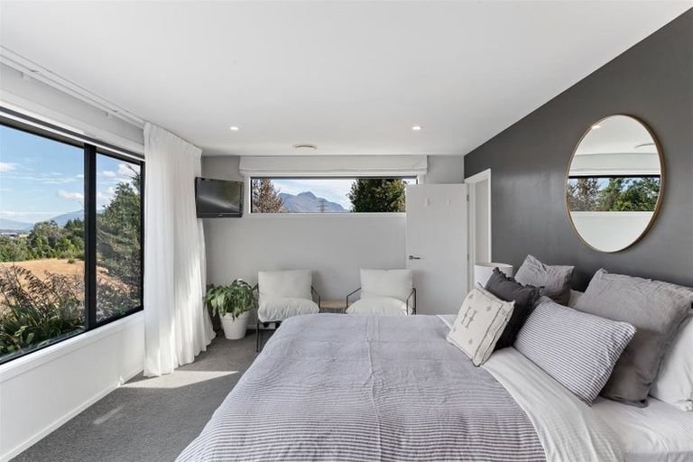 Photo of property in 1 Batsford Lane, Lower Shotover, Queenstown, 9371