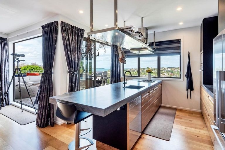 Photo of property in 94a Rukutai Street, Orakei, Auckland, 1071