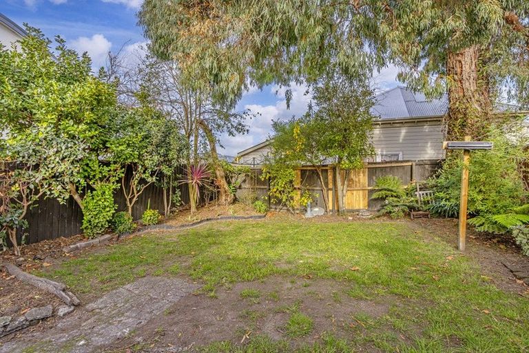 Photo of property in 12 Buccleugh Street, Phillipstown, Christchurch, 8011