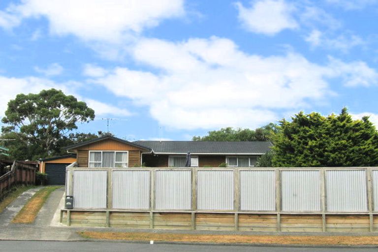 Photo of property in 14 Fremont Grove, Totara Park, Upper Hutt, 5018