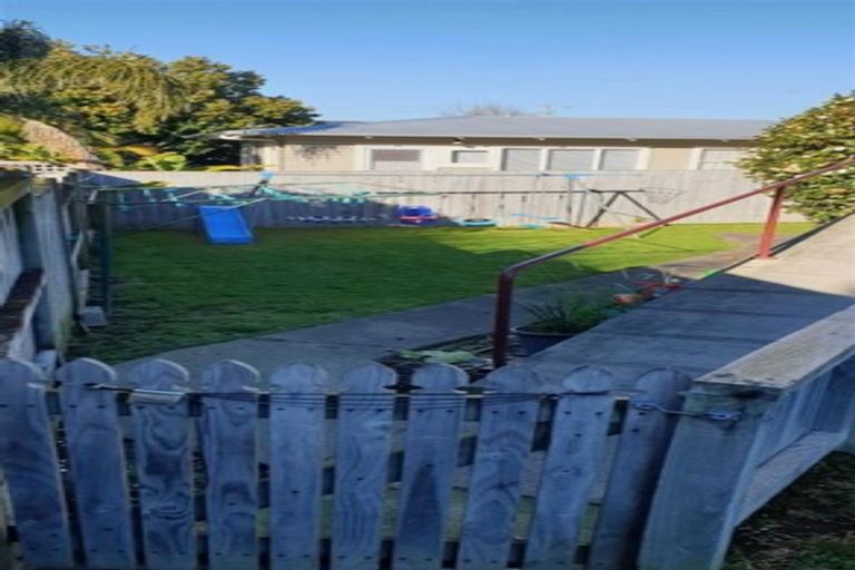 Photo of property in 8 Cooneys Drive, Matua, Tauranga, 3110