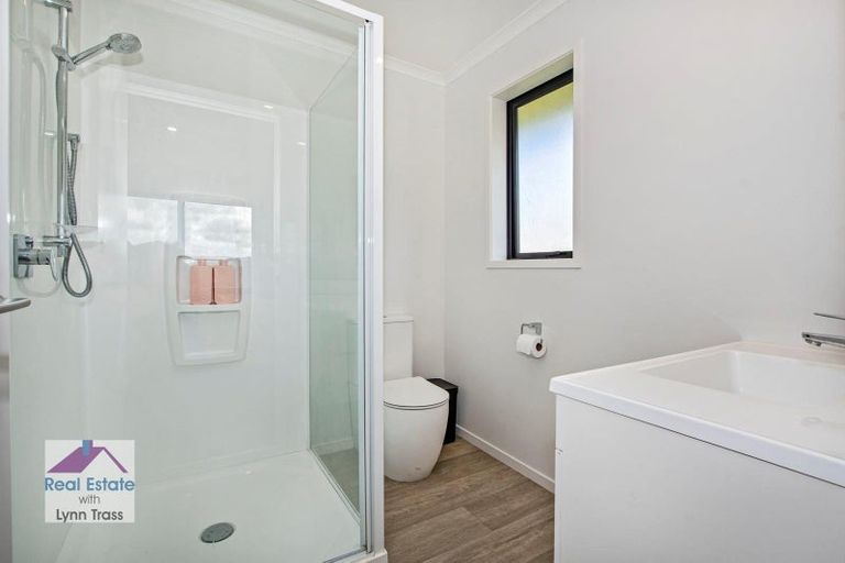 Photo of property in 16 Maui Place, Te Kamo, Whangarei, 0112