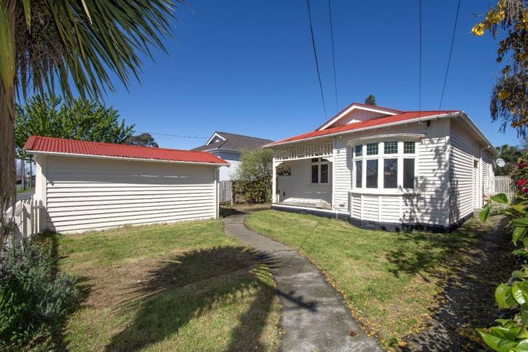 Photo of property in 16 Newcastle Street, Phillipstown, Christchurch, 8011