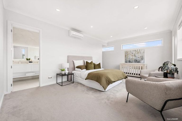 Photo of property in 80 Weatherly Drive, Beachlands, Auckland, 2018