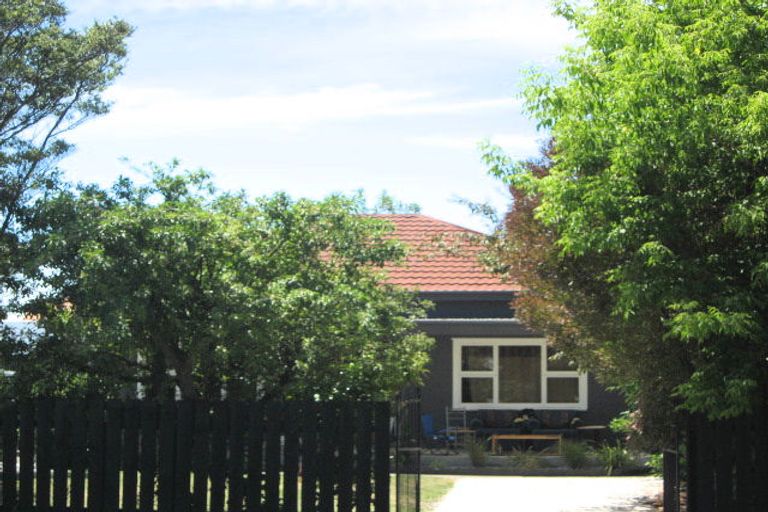 Photo of property in 9b Baretta Street, Somerfield, Christchurch, 8024