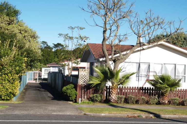 Photo of property in 42 Henwood Road, Mangere East, Auckland, 2024