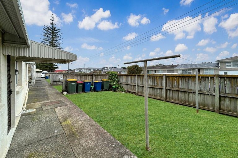 Photo of property in 2/773 Beach Road, Browns Bay, Auckland, 0630