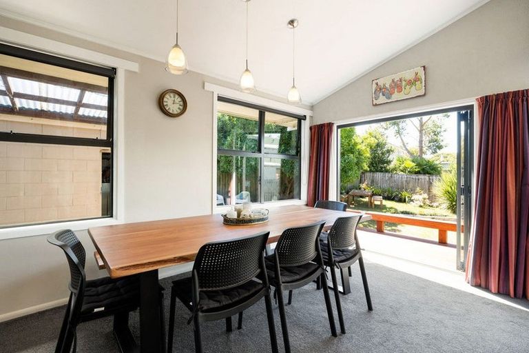 Photo of property in 65 Campbell Street, Leamington, Cambridge, 3432