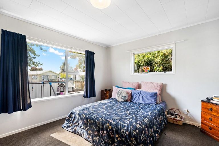 Photo of property in 1/41 Lyttelton Crescent, Tamatea, Napier, 4112