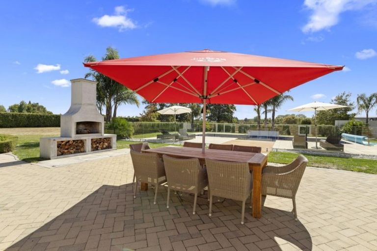 Photo of property in 40 Woodside Road, Matangi, Hamilton, 3284