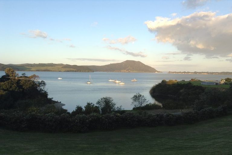 Photo of property in 2 Harrys Lane, Pukenui, 0484