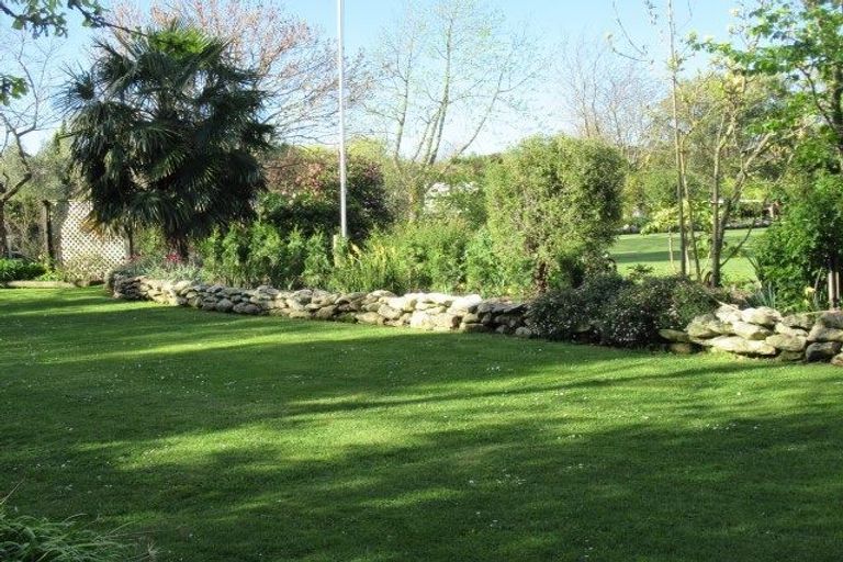 Photo of property in 1 Devonvale Lane, Amberley, 7410