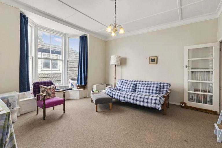 Photo of property in 3-5 Knoll Street, Island Bay, Wellington, 6023