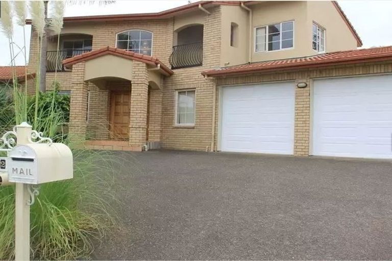 Photo of property in 22 Anaheim Boulevard, Shamrock Park, Auckland, 2016