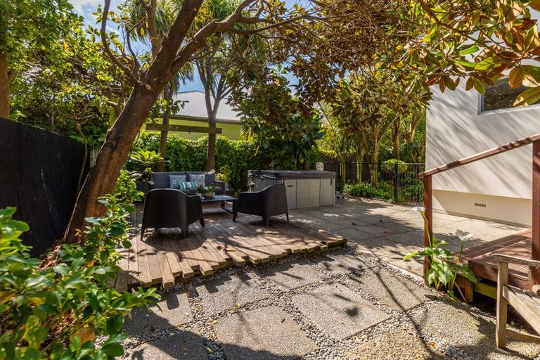 Photo of property in 399a Estuary Road, South New Brighton, Christchurch, 8062