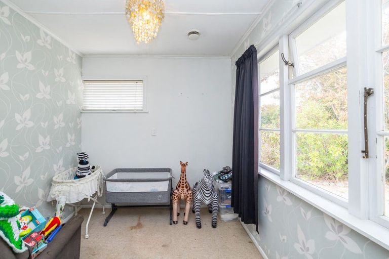 Photo of property in 24 Lansdowne Crescent, Lansdowne, Masterton, 5810