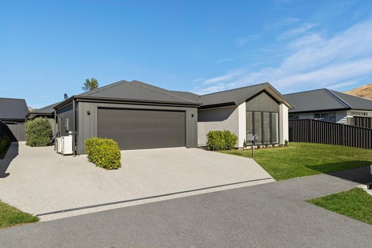 Photo of property in 41 Headley Drive, Lower Shotover, Queenstown, 9304