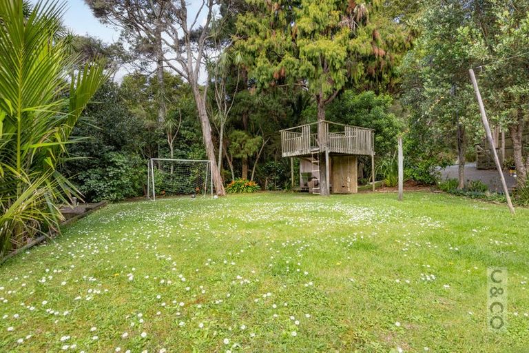 Photo of property in 244 School Road, Waimauku, 0881