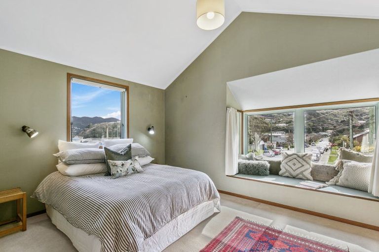 Photo of property in 275 Karori Road, Karori, Wellington, 6012