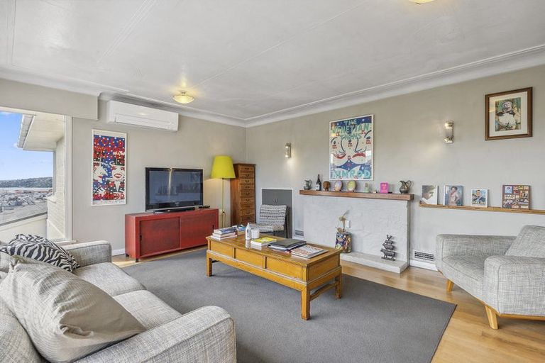 Photo of property in 57 Murray Street, Kew, Dunedin, 9012