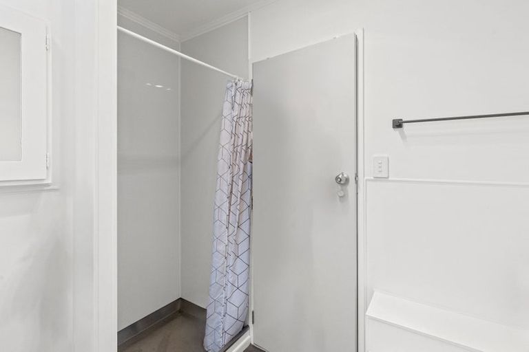 Photo of property in 39 Heather Street, Levin, 5510