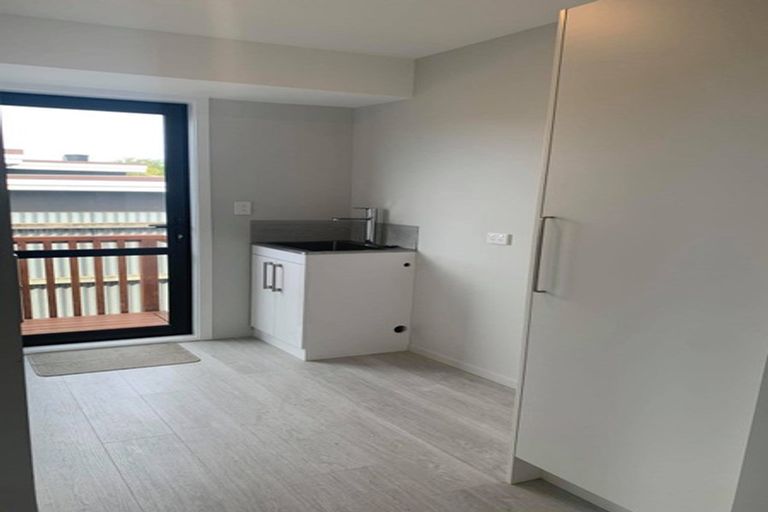 Photo of property in 1/100 Baker Street, New Brighton, Christchurch, 8083