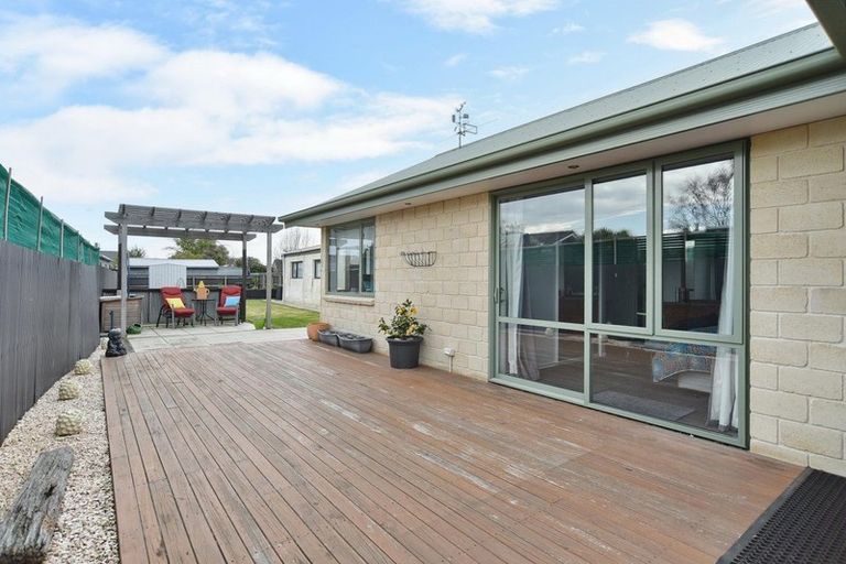 Photo of property in 54 Bush Street, Rangiora, 7400