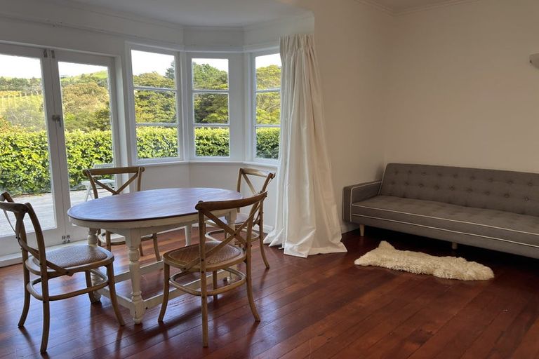Photo of property in 10 Te Makiri Road, Onetangi, Waiheke Island, 1081