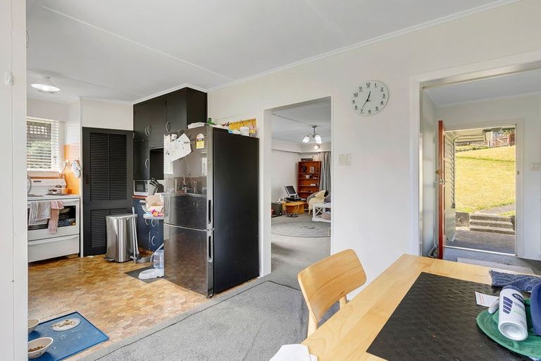 Photo of property in 67 Bell Street, Tawa, Wellington, 5028