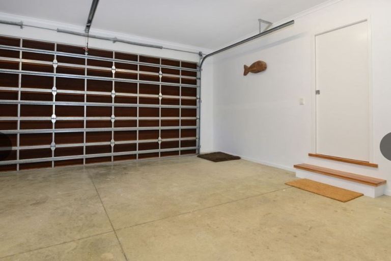 Photo of property in 21b Otanerua Road, Hatfields Beach, Orewa, 0931