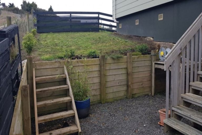 Photo of property in 37 Valley Road, Hikurangi, 0114