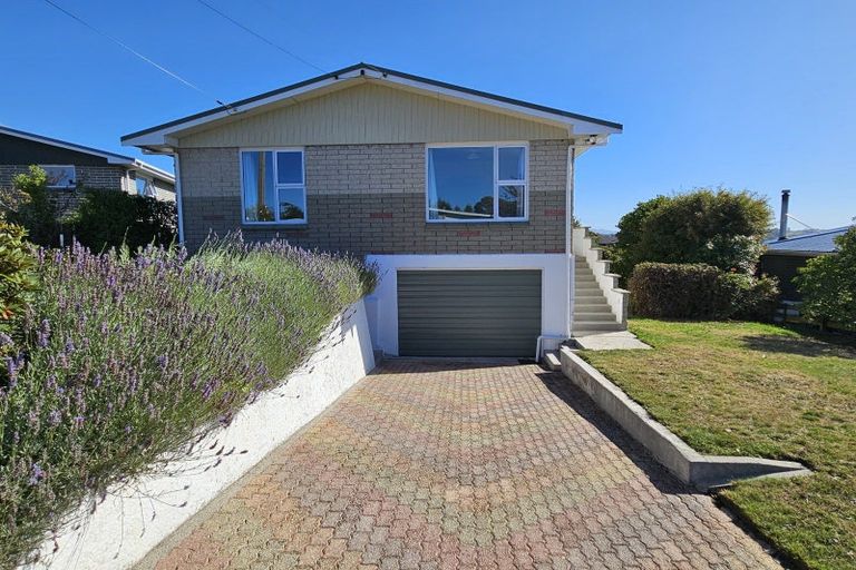 Photo of property in 22 Golfers Drive, Balclutha, 9230