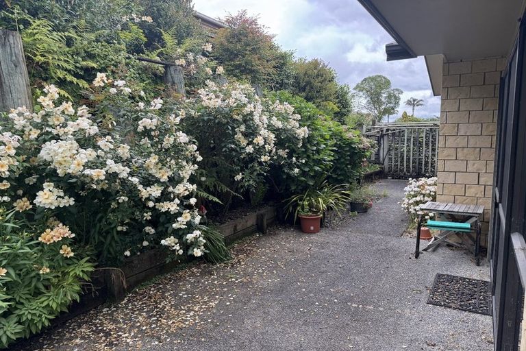 Photo of property in Bramley Gardens, 4/3 Turnbury Court, Rototuna, Hamilton, 3210