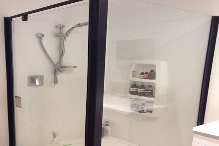 Photo of property in 2/73 Sabys Road, Halswell, Christchurch, 8025