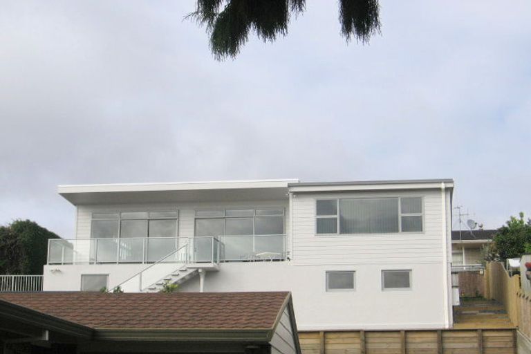 Photo of property in 230 Ngatai Road, Otumoetai, Tauranga, 3110